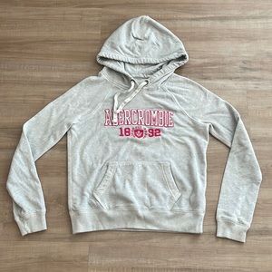 Abercrombie & Fitch hoodie. Size M. Great condition